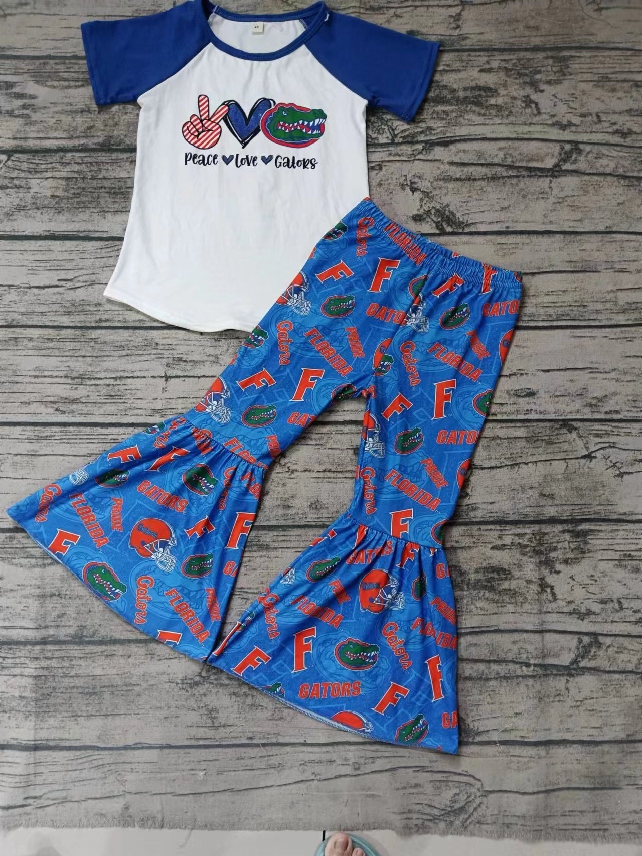 MOQ 3 pcs peace love crocodile kids girls team outfits