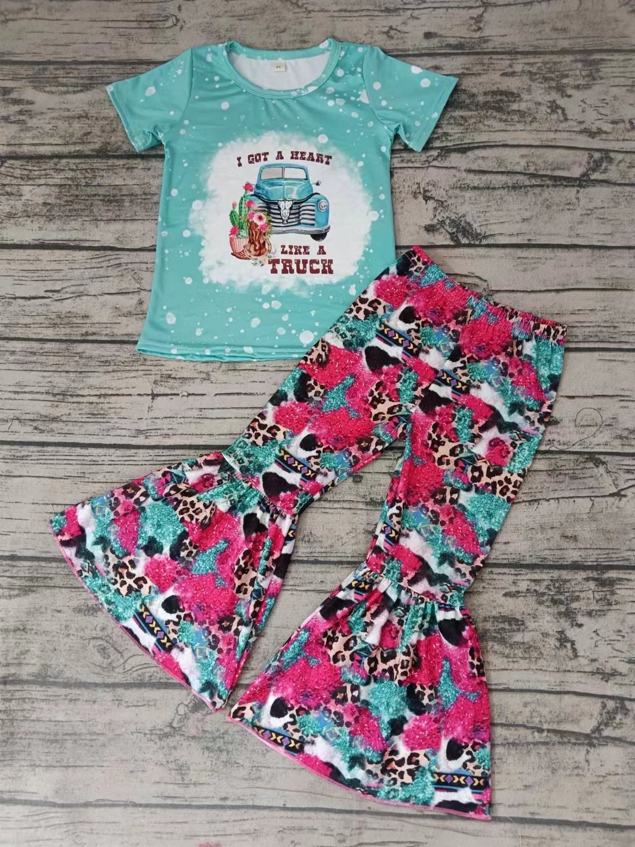 MOQ 3 pcs I got a heart like a truck girls clothing set