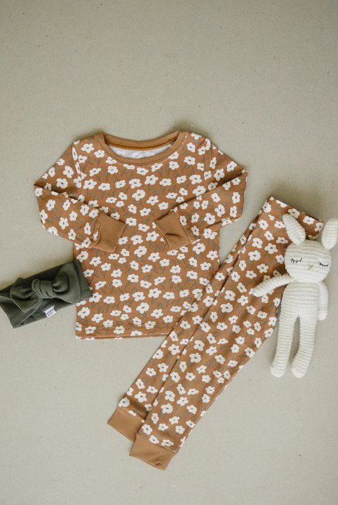 Long sleeves khaki floral baby girls pajamas