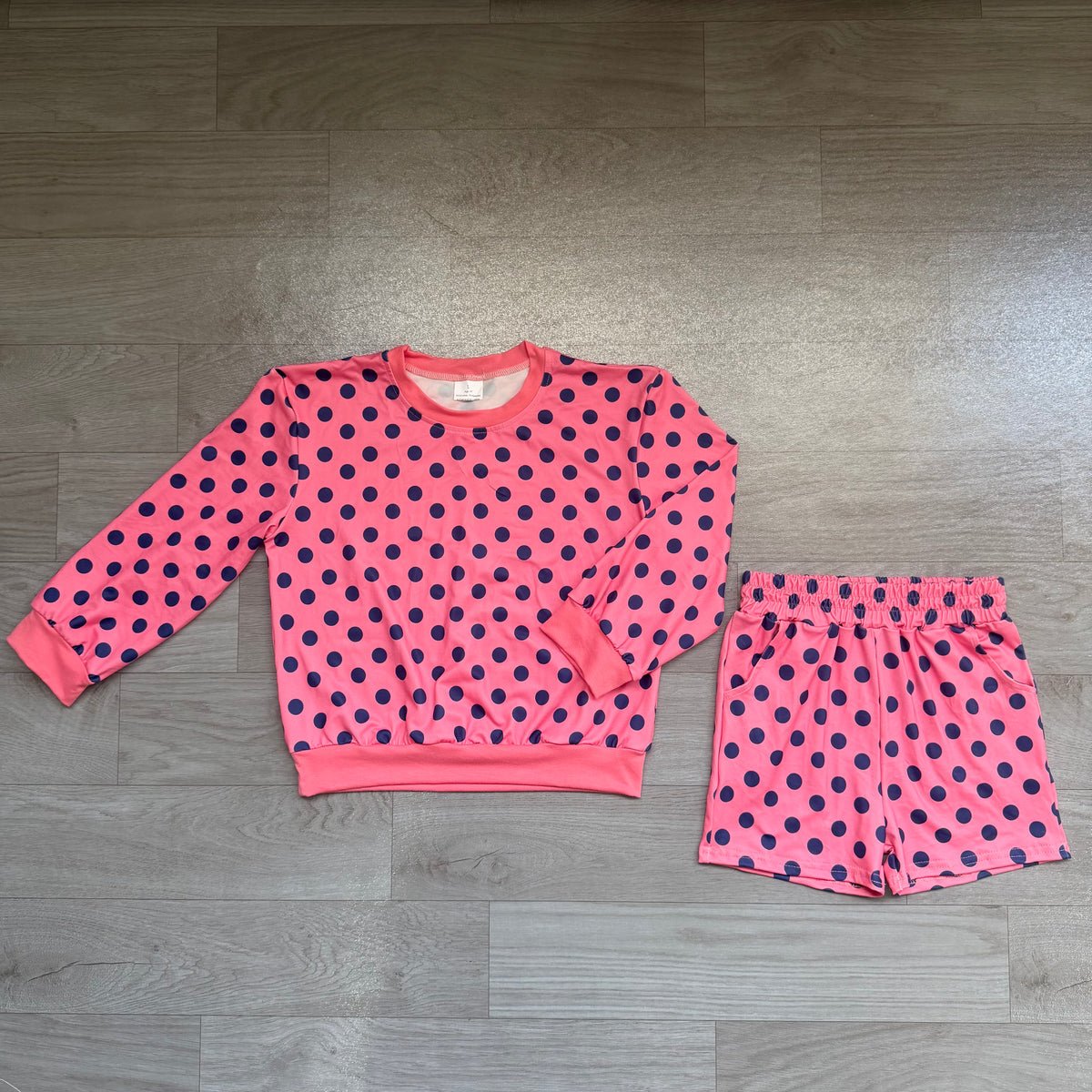 Long sleeves pink navy polka dots top shorts girls outfits