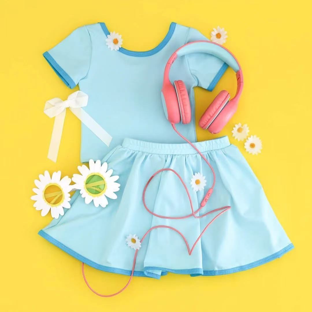 Light blue short sleeves top skirt girls tennis activewear set