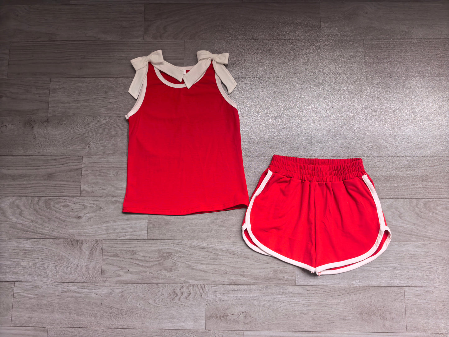 Sleeveless white bow red top shorts girls team outfits