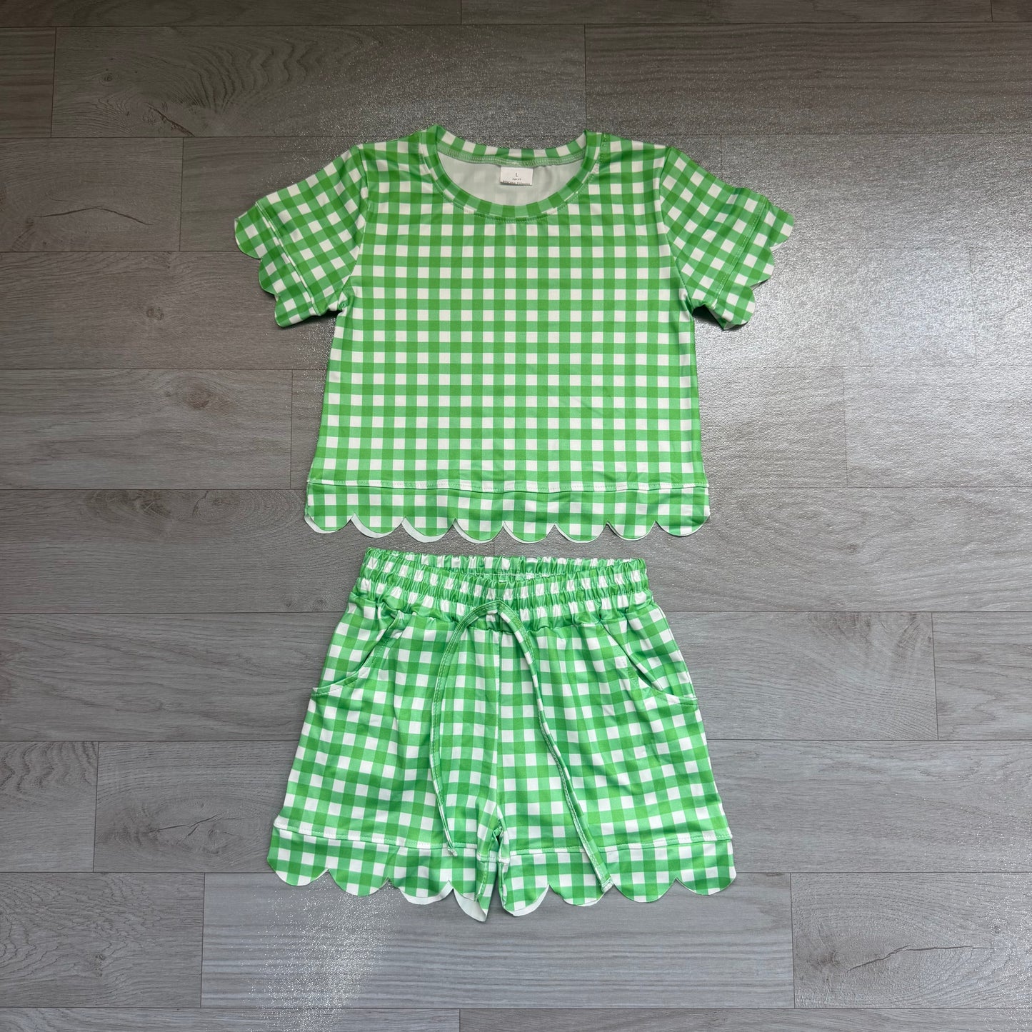 Short sleeves green plaid scallop top shorts girls team outfits