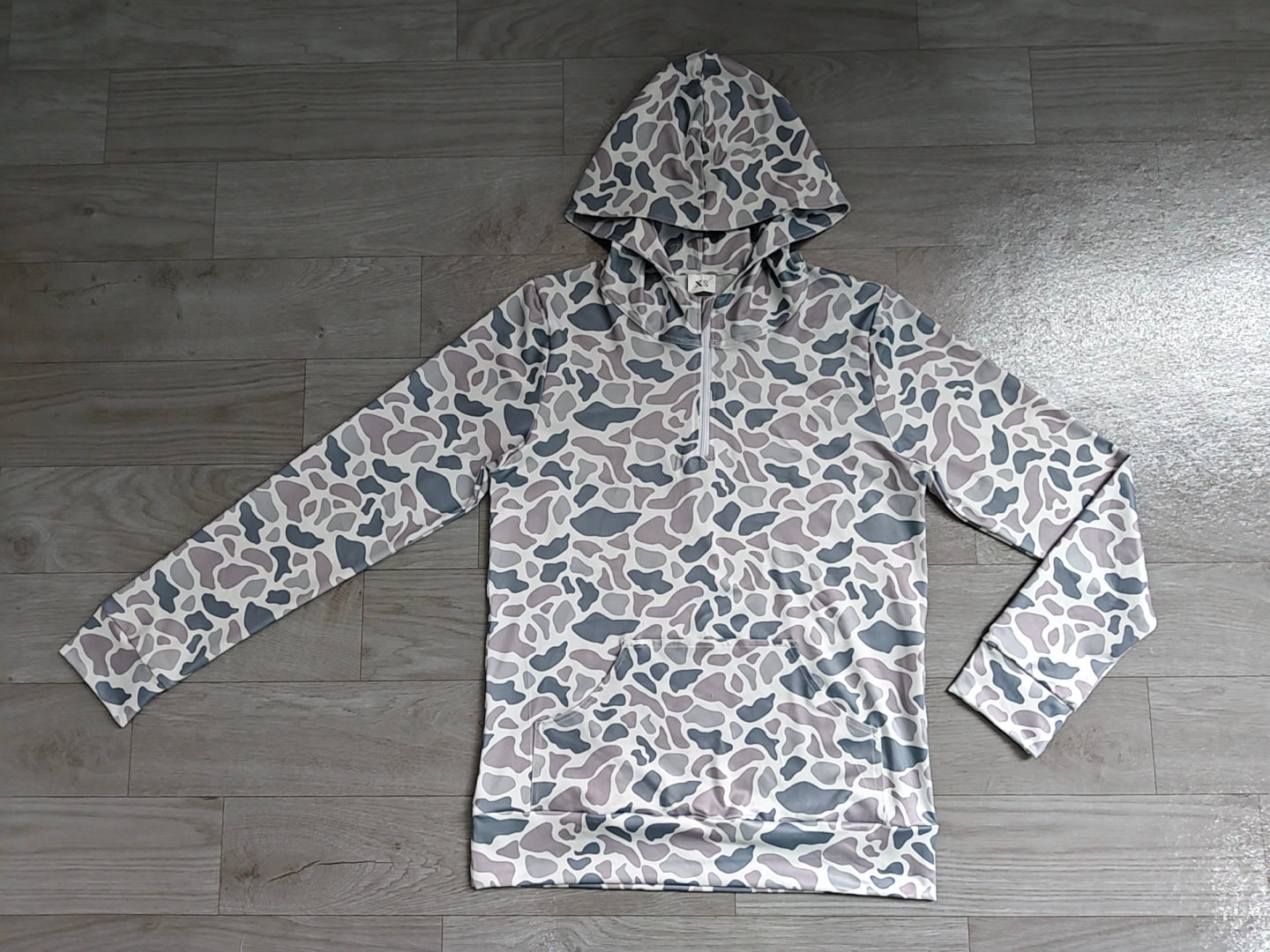 Long sleeves grey camo pocket adult women zipper hoodie