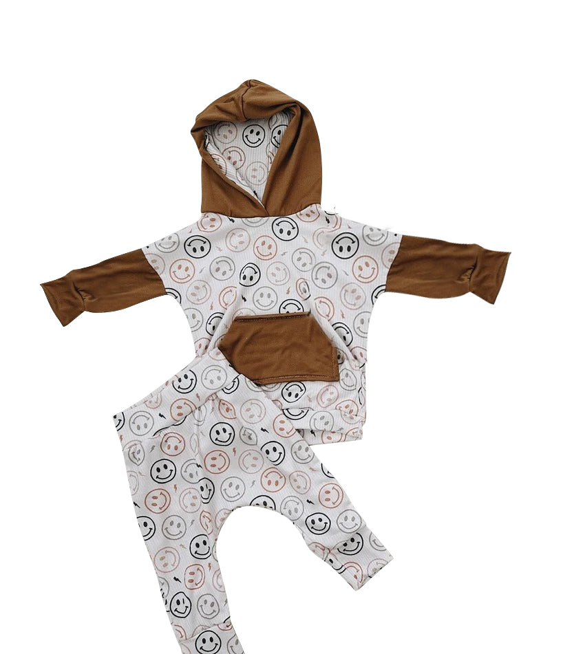 Brown long sleeves pocket smile kids boys hoodie set