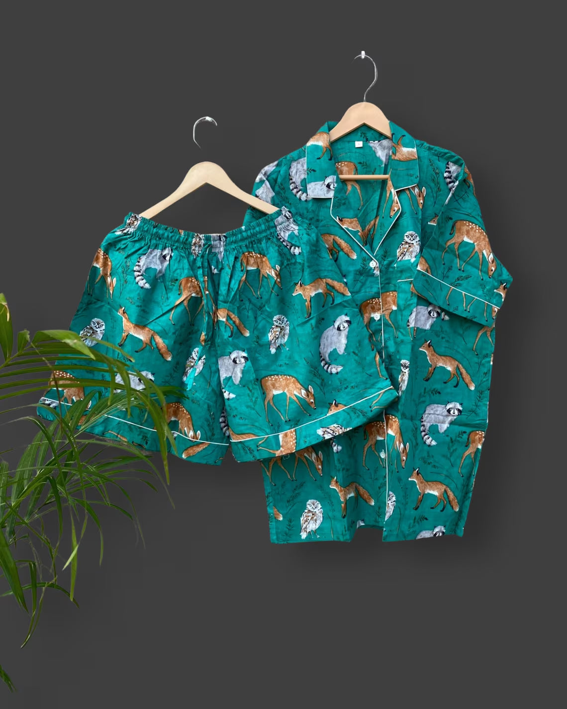 Short sleeves deer pocket kids button down pajamas