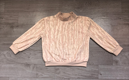 Long sleeves light camo mock neck kids active top