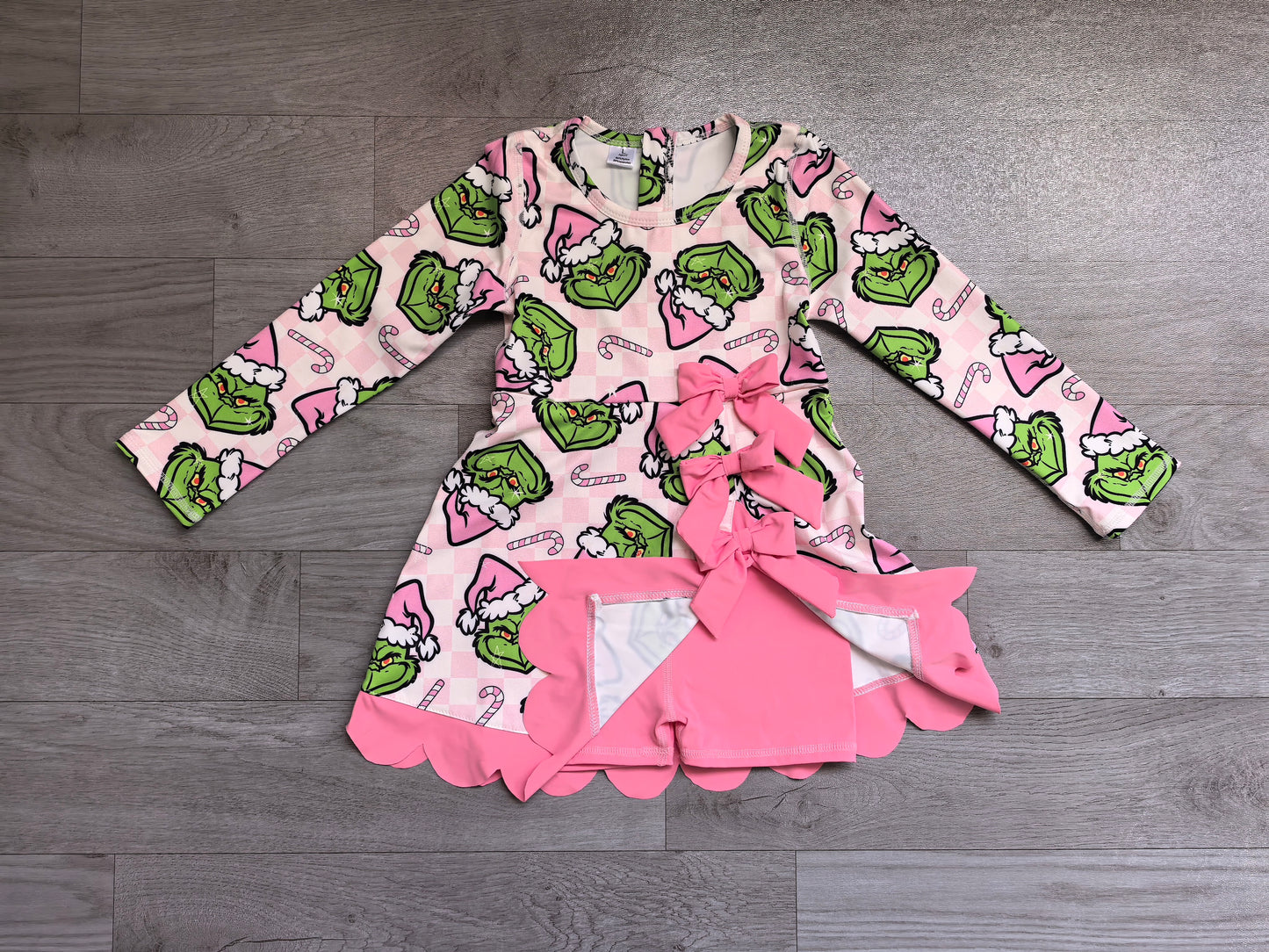 Long sleeves pink plaid scallop girls Christmas athletic dress
