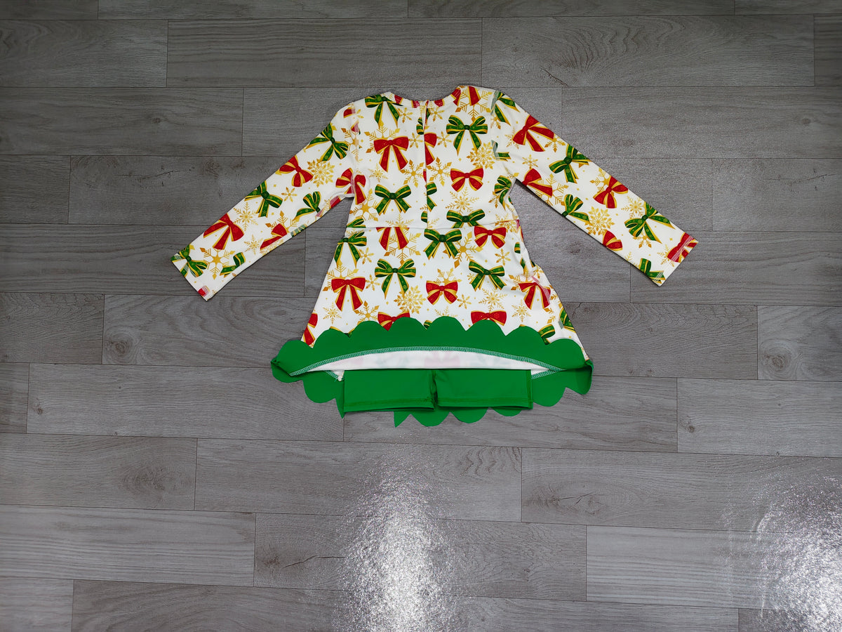 Red green bow scallop girls Christmas athletic dress