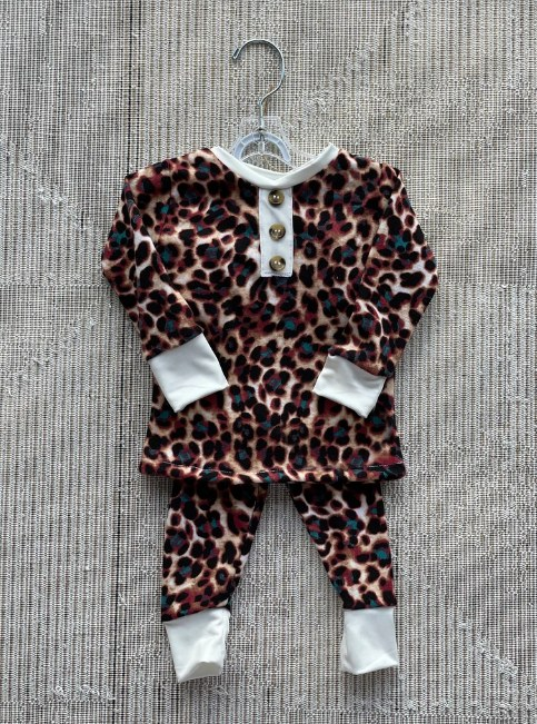 Brown leopard long sleeves kids girls pajamas