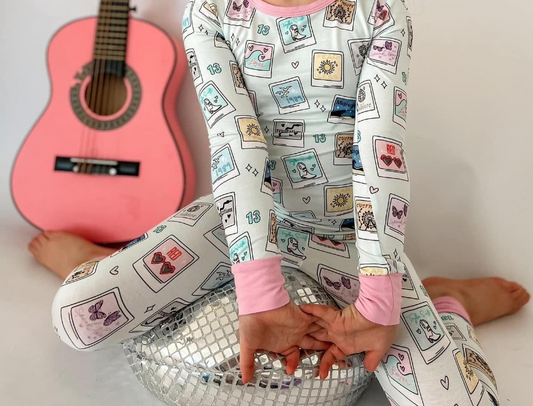 Long sleeves heart glasses singer girls pajamas