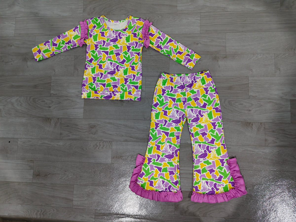 Duck camo ruffle top ruffle pants girls Mardi Gras set