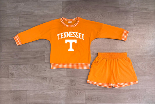 Long sleeves orange T vinyl top shorts girls team outfits