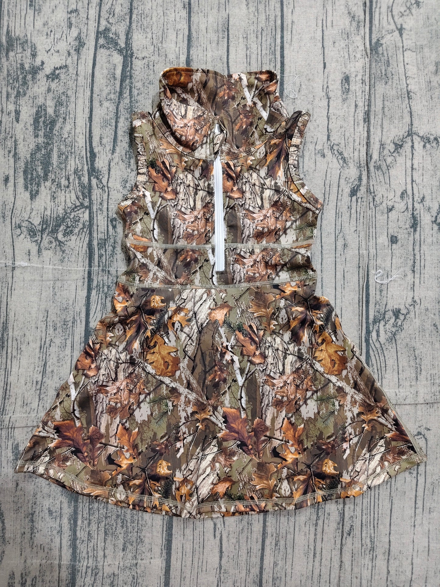 Camo sleeveless zipper athletic dress with shorts