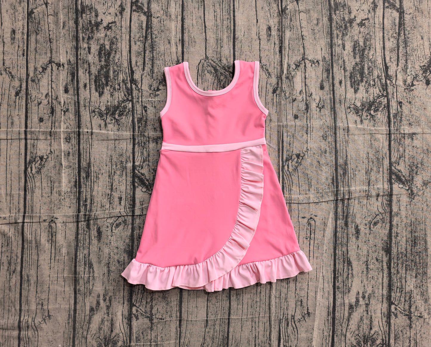 Sleeveless light pink scallop girls athletic dress