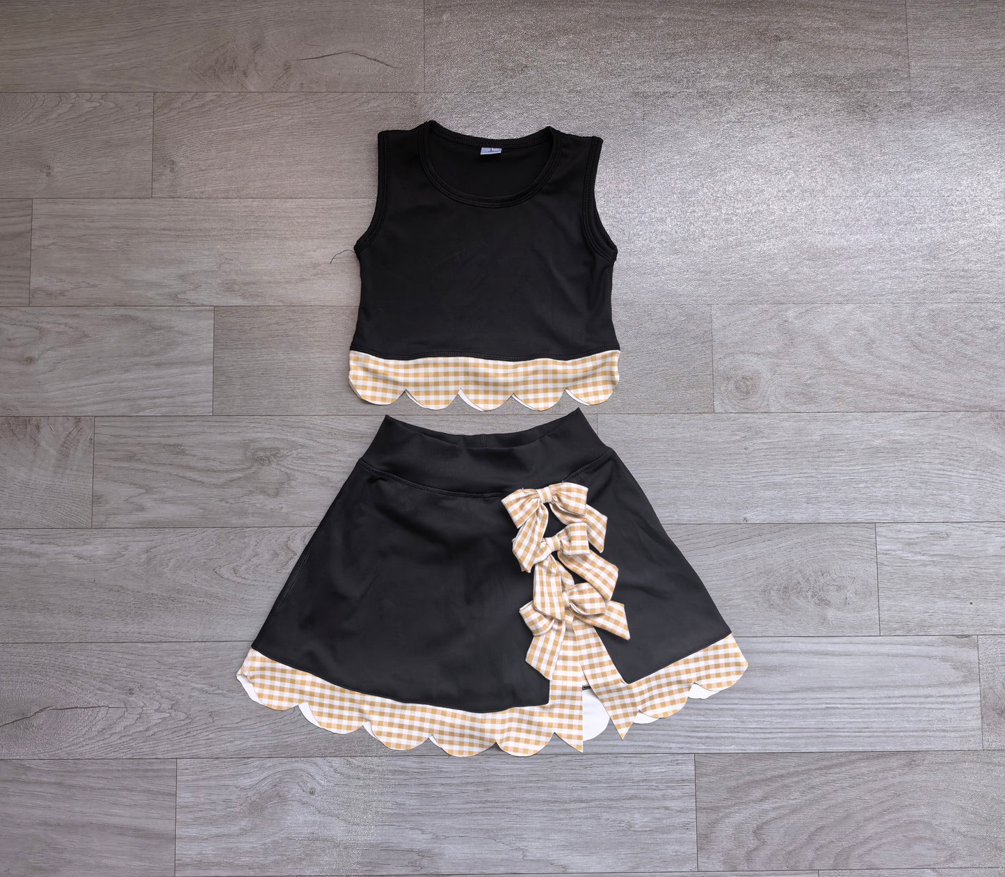 Sleeveless plaid scallop black girls summer active wear set