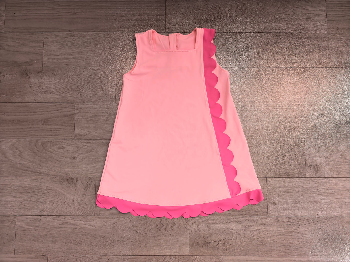 Sleeveless pink scallop cotton girls summer dress
