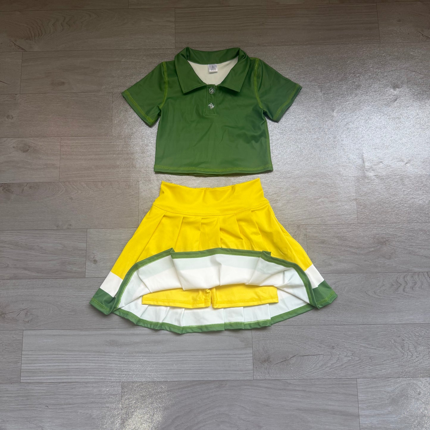 Polo top yellow white green pleated skirt girls team active wear