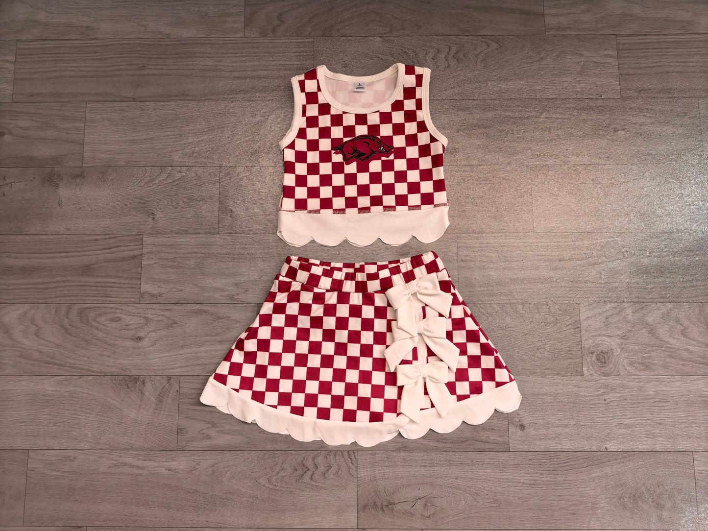 Sleeveless hog plaid scallop girls team active wear set