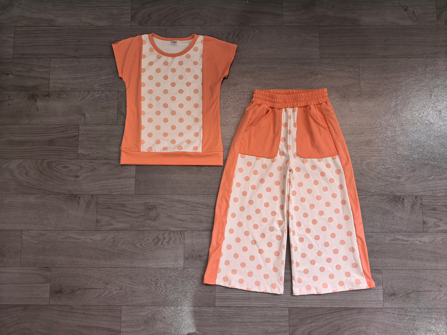 Short sleeves orange polka dots top pants girls outfits