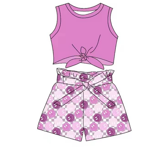 Sleeveless crop top plaid smile shorts girls summer outfits