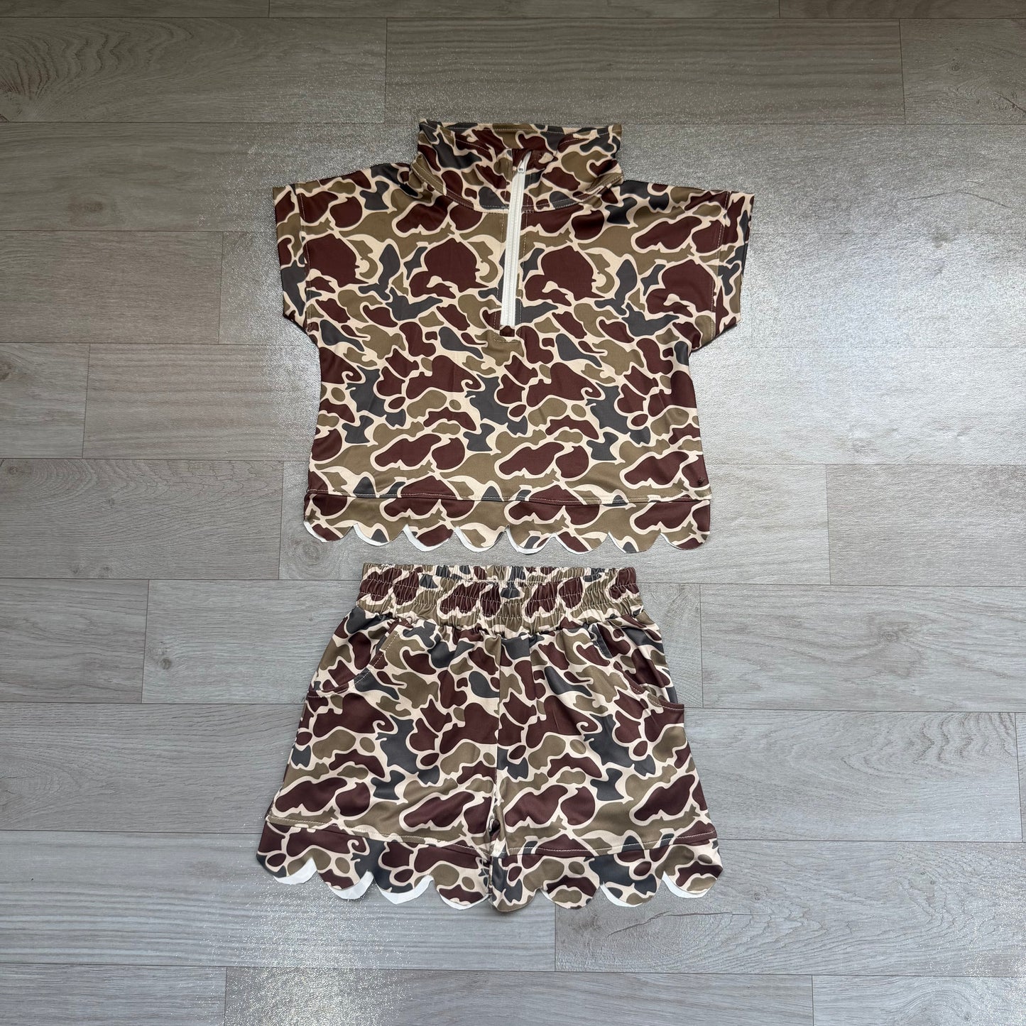 Dark brown camo scallop pullover shorts girls outfits