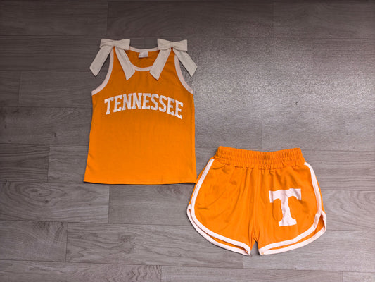 Sleeveless white bow orange top shorts T team girls outfits