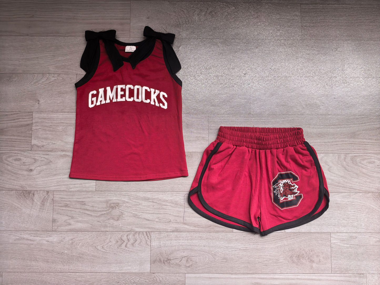 Sleeveless black bow maroon top shorts team girls outfits