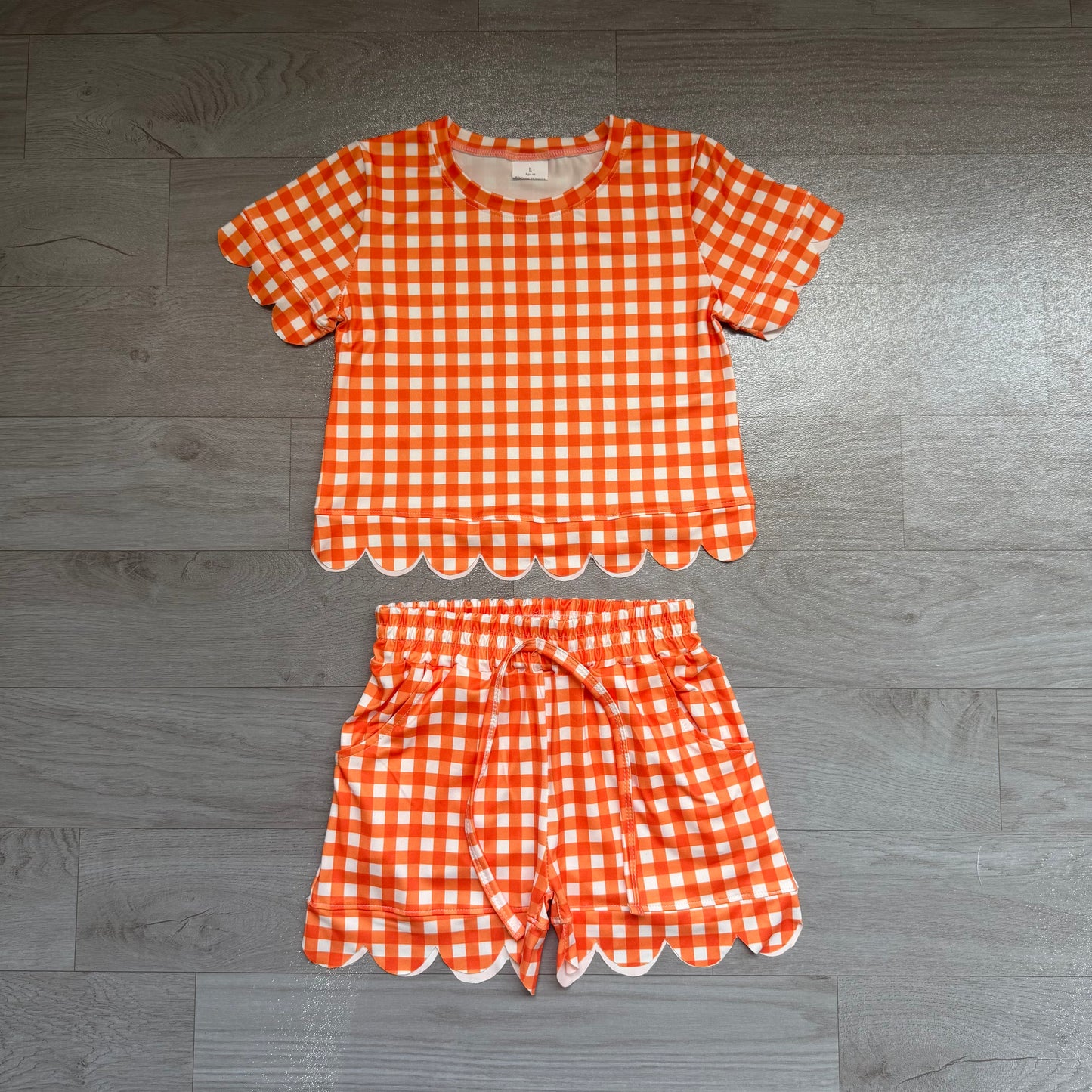 Short sleeves orange plaid scallop top shorts girls team outfits
