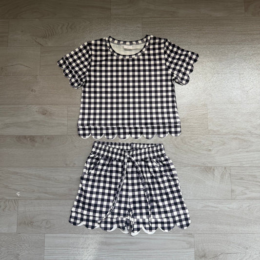 Short sleeves black plaid scallop top shorts girls team outfits