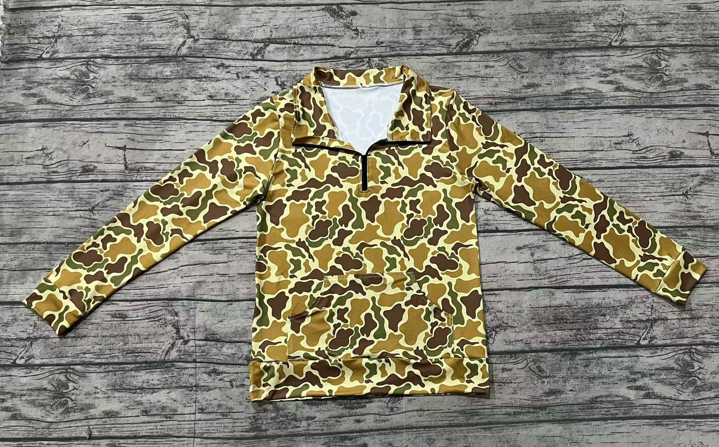 Green camo pocket adult women zipper pullover