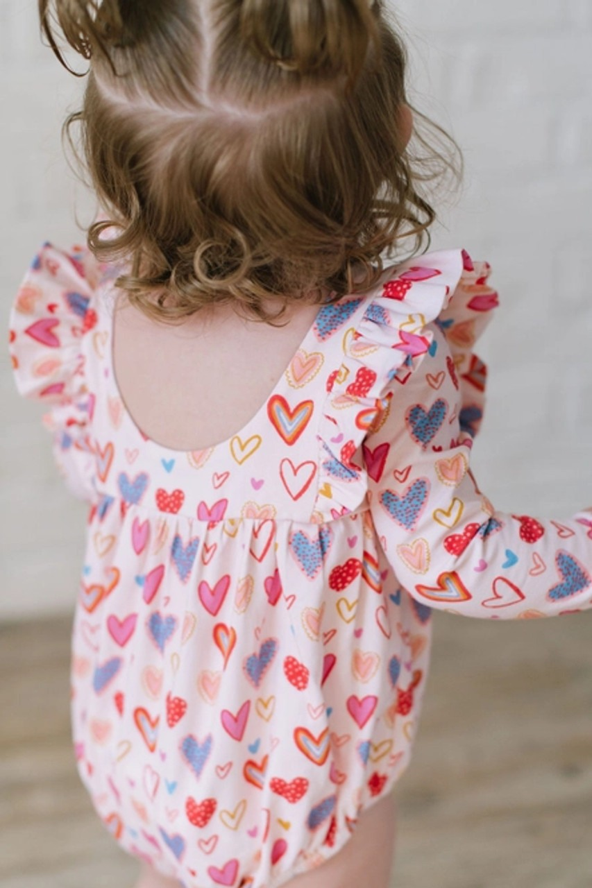 Long sleeves heart baby girls valentine's day romper