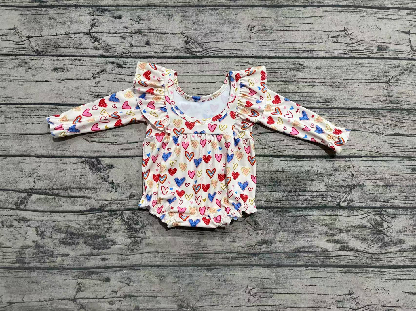 Long sleeves heart baby girls valentine's day romper