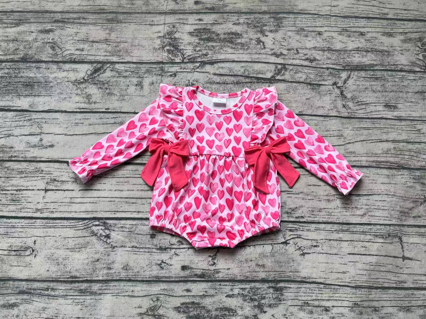 Long sleeves pink heart bow baby girls valentine's romper