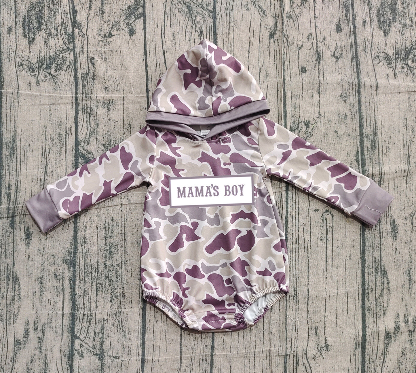 Long sleeves camo Mama's boy baby hooded romper