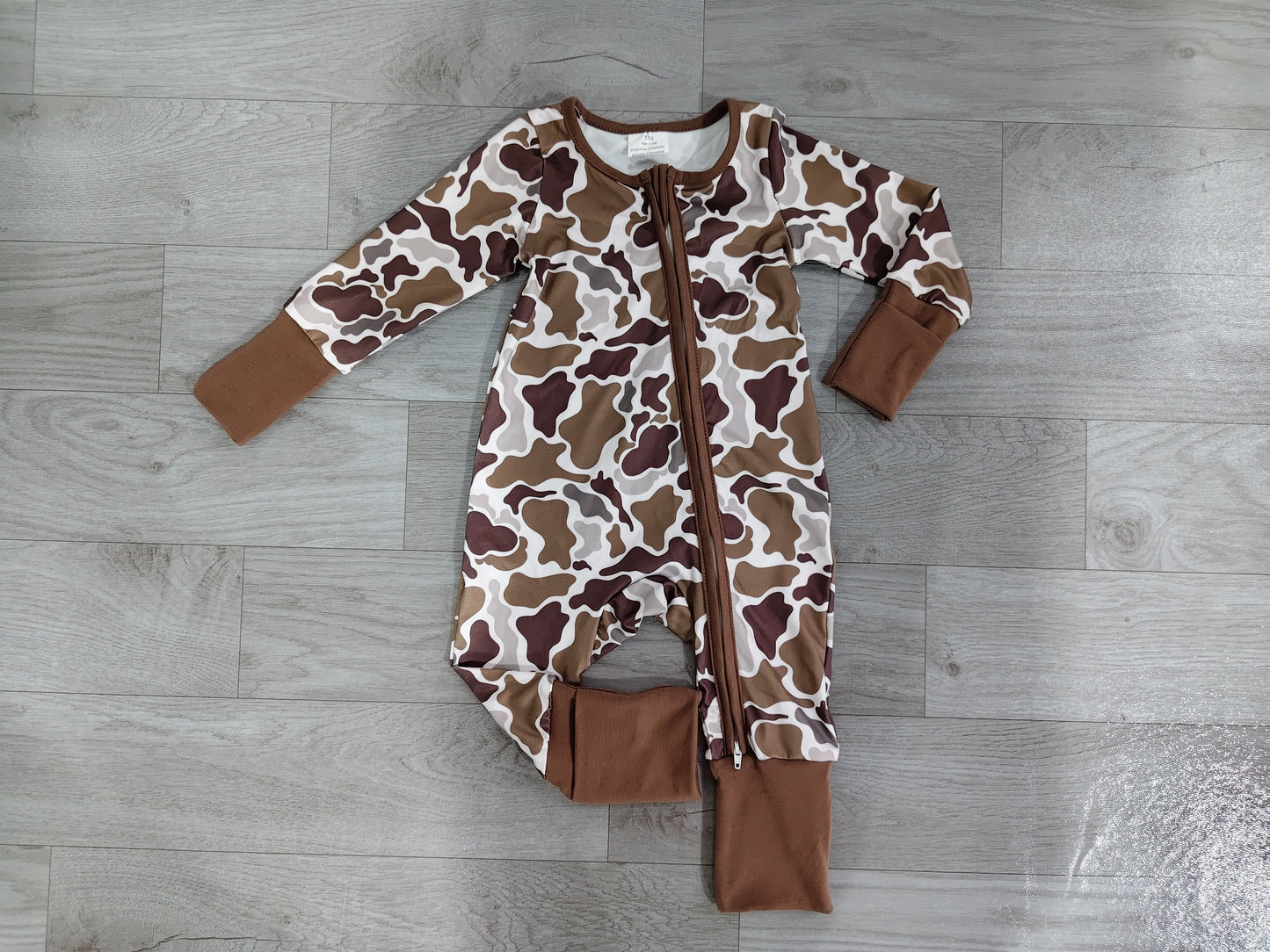 Long sleeves brown camo baby boy zipper romper