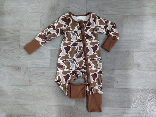 Long sleeves brown camo baby boy zipper romper
