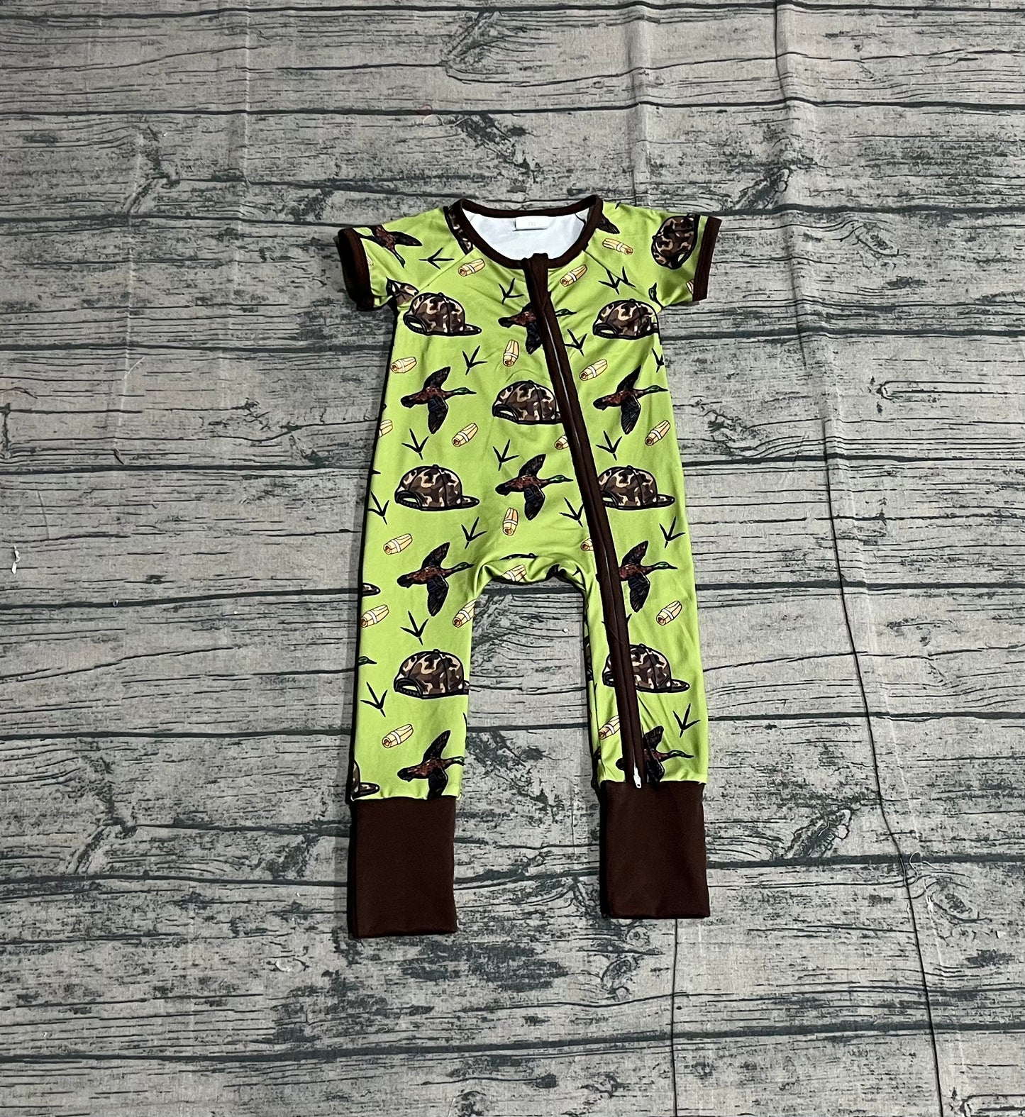 Short sleeves camo hat duck baby boy zipper romper