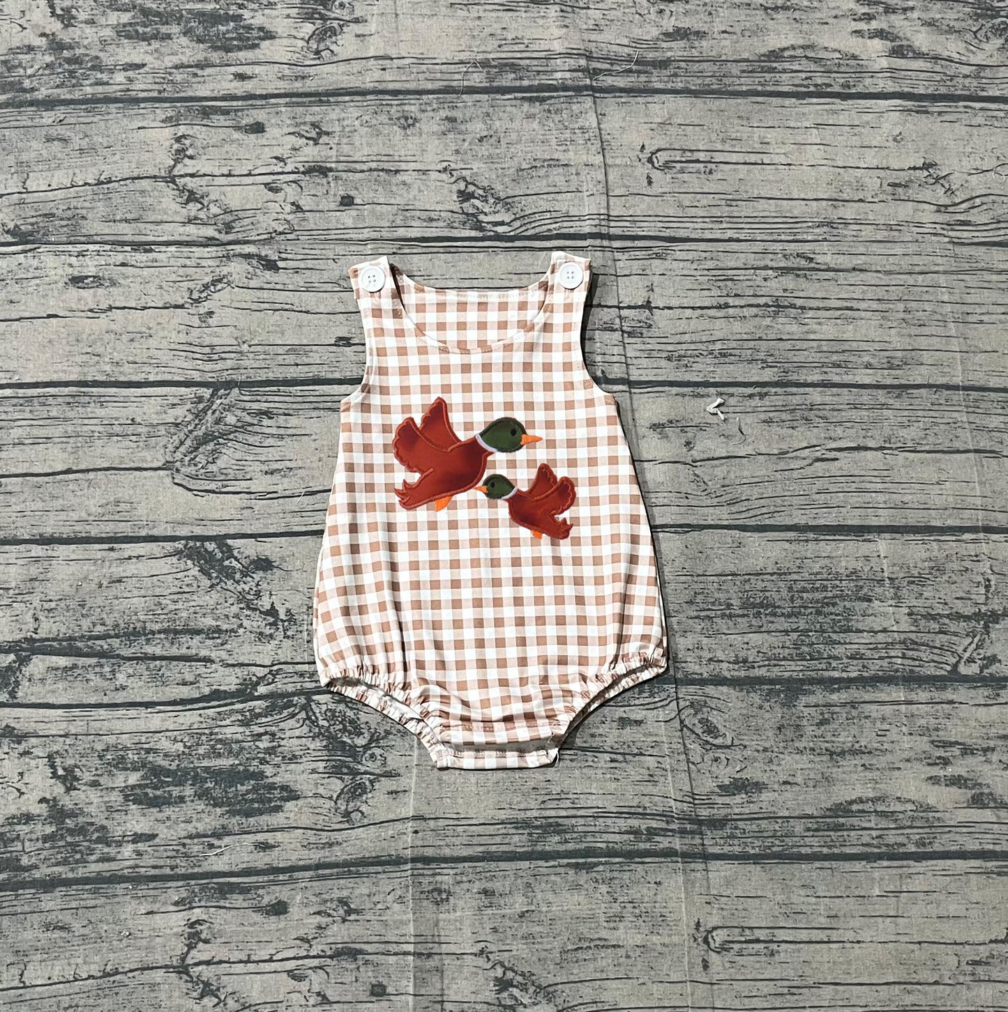 Sleeveless plaid duck embroidery baby boy romper