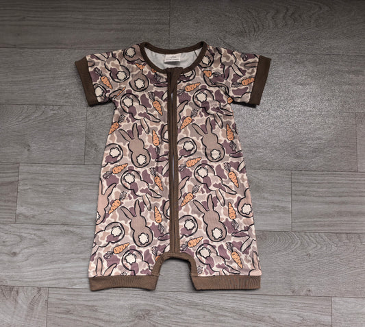 Short sleeves camo rabbit baby boy Easter romper