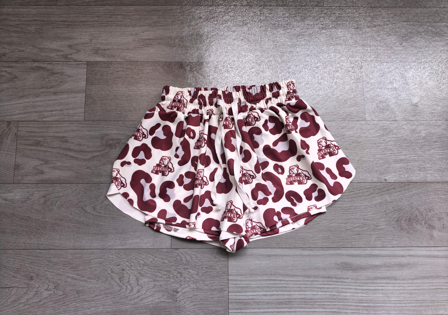 Maroon leopard dog M kids girls team active shorts