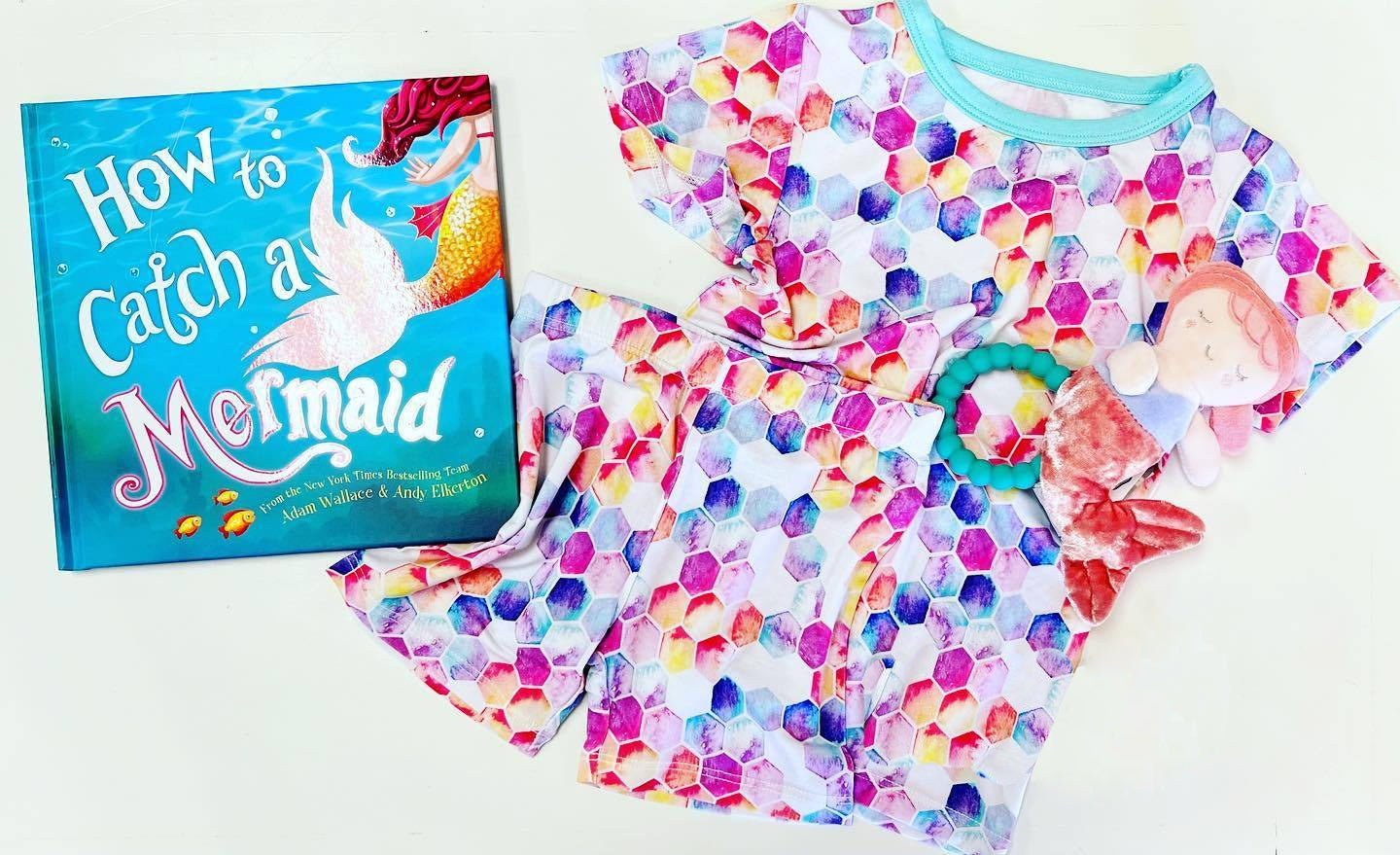 Short sleeves colorful mermaid scale girls summer pajamas